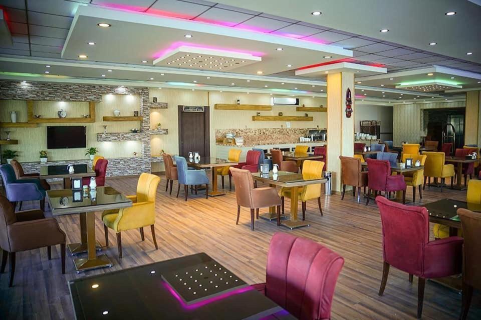 Al Jawahiri Hotel Erbil Bagian luar foto